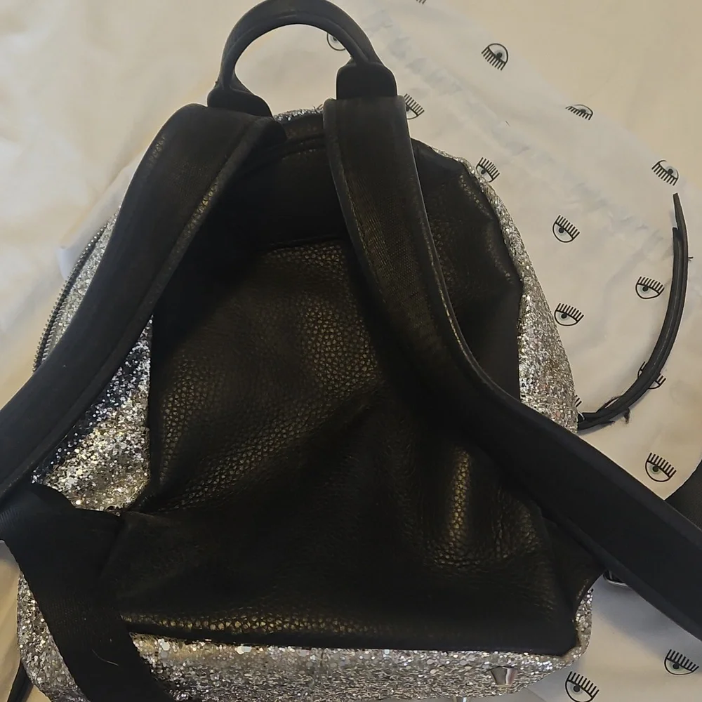 Chiara Ferragni Silver Glitter Eye Backpack - Picture 8 of 14